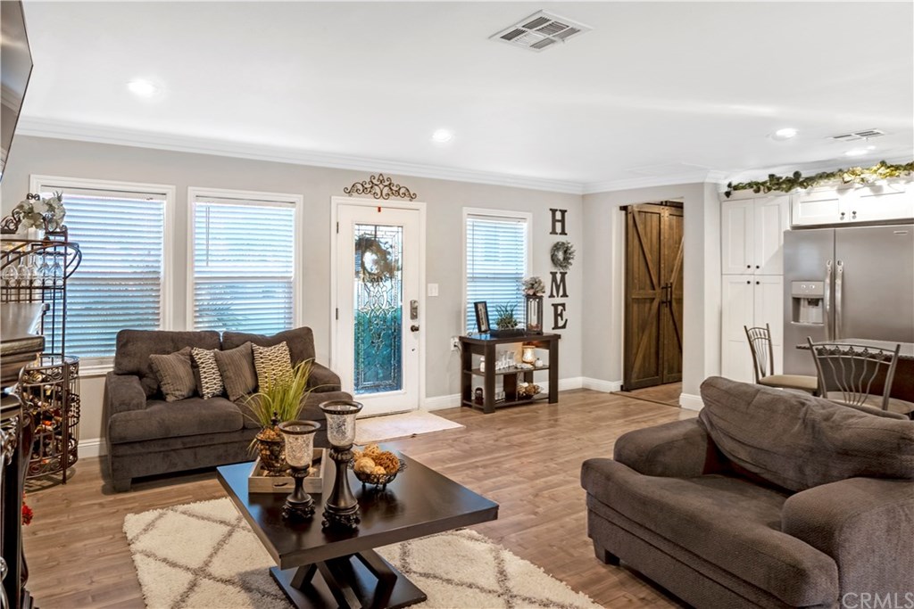 732 Olive Street Upland, CA 91786 - Photo 9 of 28