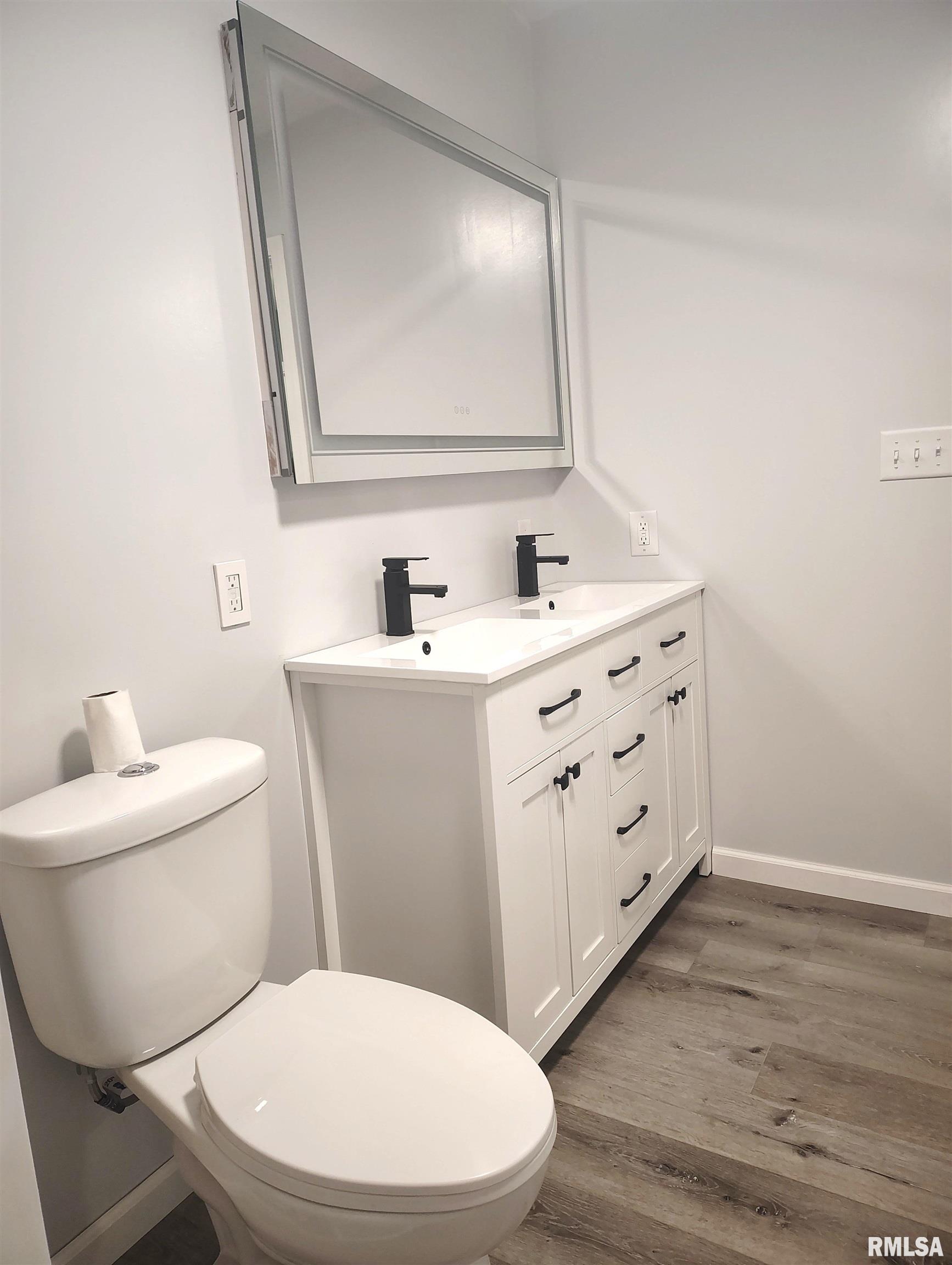 135 South 17th Avenue Canton, IL 61520 - Photo 15 of 22