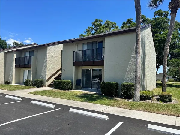 $1,000 | 4215 East Bay Drive, Unit 1702A, Clearwater, FL 33764