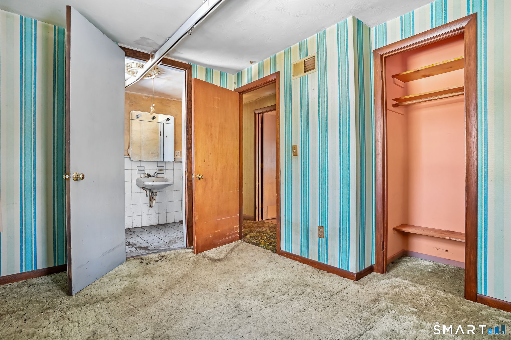 26 George Washington Turnpike Burlington, CT 06013 - Photo 16 of 40