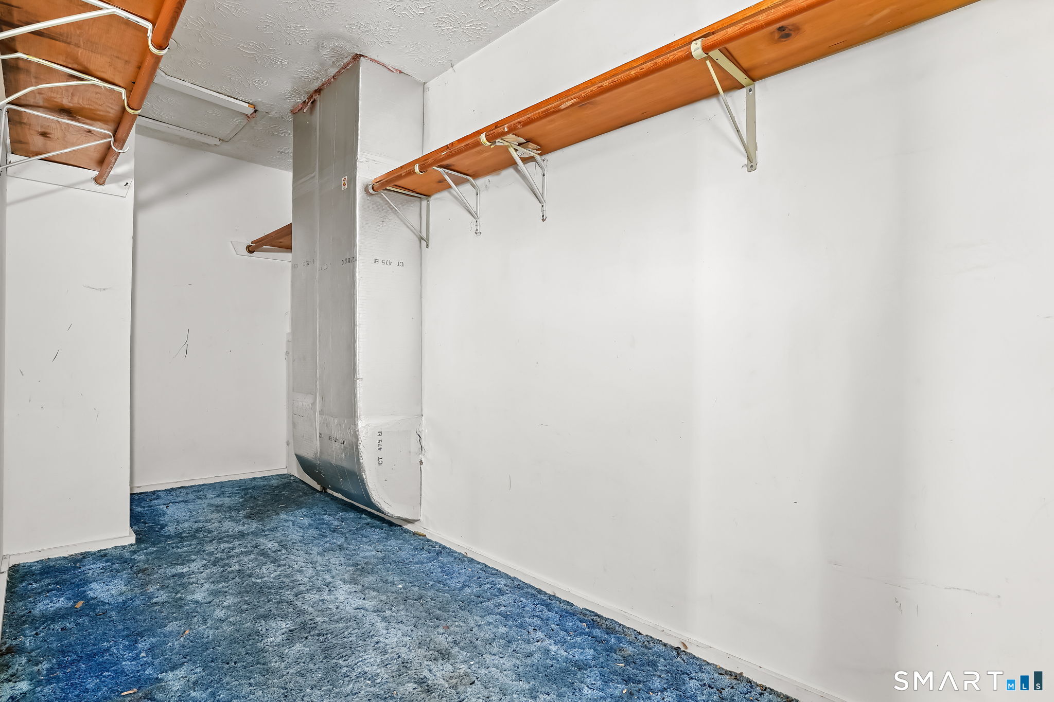 26 George Washington Turnpike Burlington, CT 06013 - Photo 22 of 40 a view of small space with wooden floor and shower