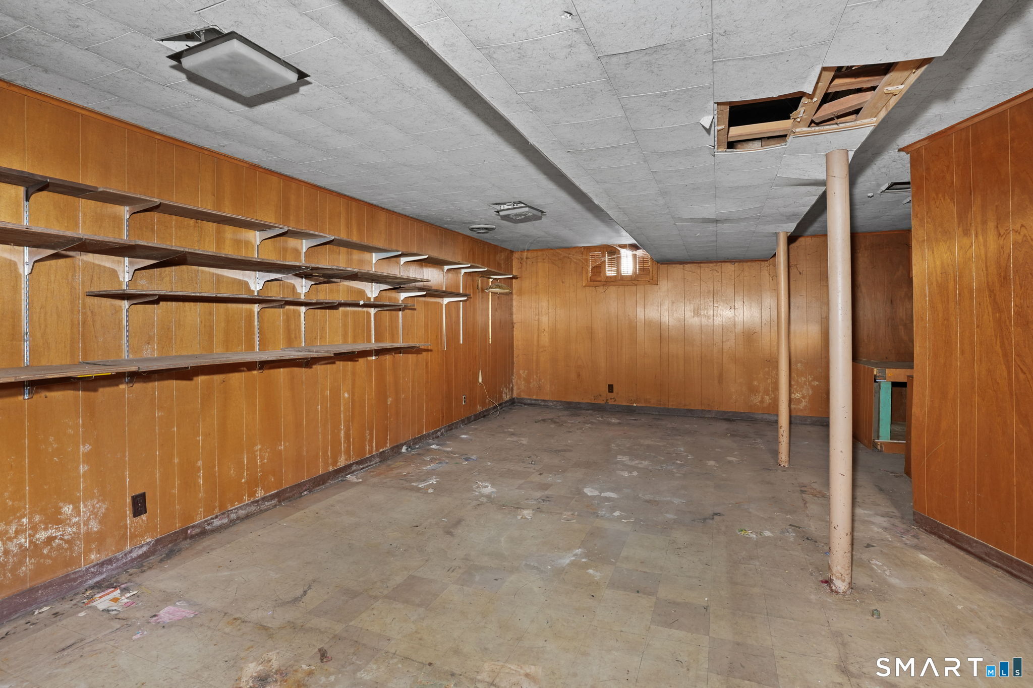 26 George Washington Turnpike Burlington, CT 06013 - Photo 27 of 40 a view of an empty room