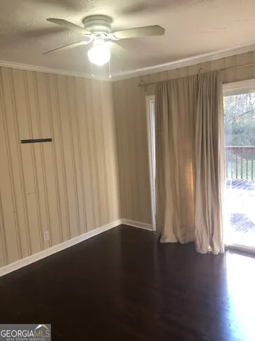 a view of a outdoor space with a tree