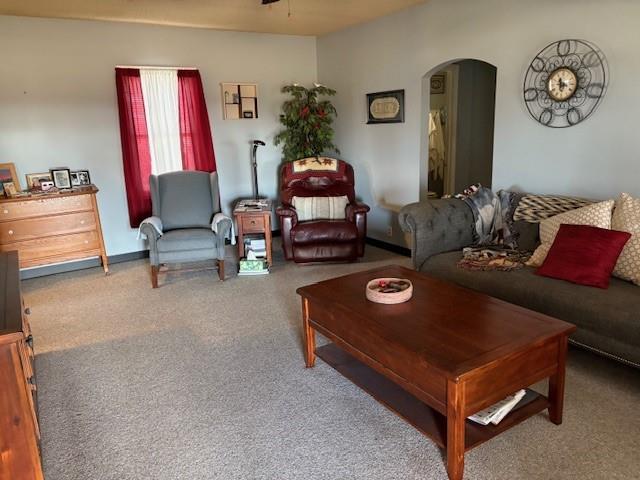 1734 24000 Road Parsons, KS 67357 - Photo 3 of 12