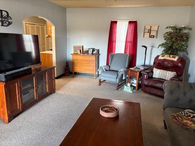 1734 24000 Road Parsons, KS 67357 - Photo 4 of 12