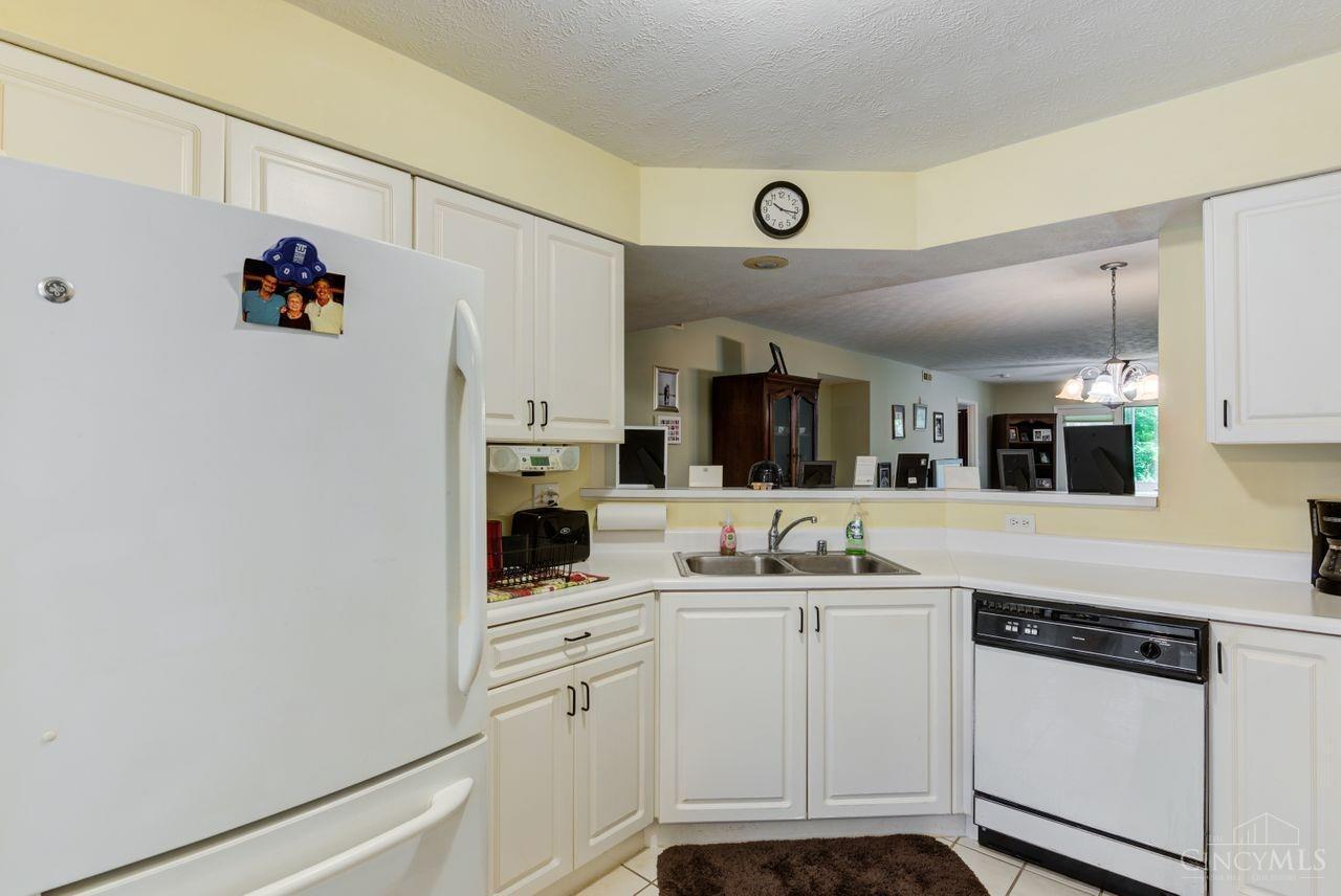 7650 Cheviot Road, Unit 308 Cincinnati, OH 45247 - Photo 10 of 36 Gallery Image 10