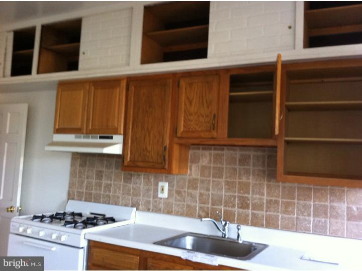934 Marshall Road Sharon Hill, PA 19079 - Photo 16 of 25 Gallery Image 16