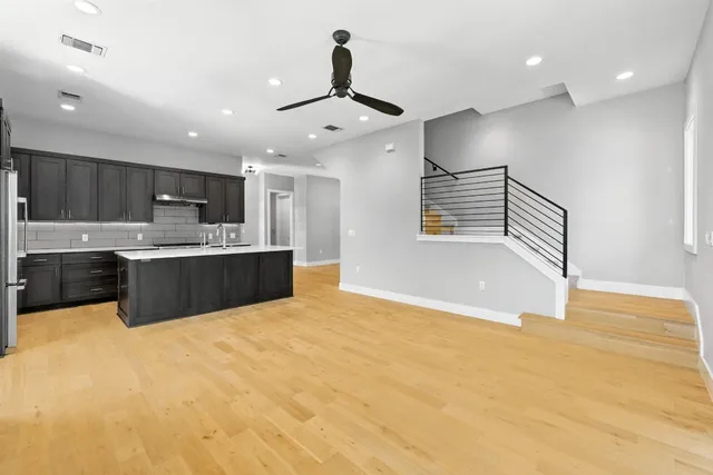 $5,700 | 901 Bouldin Avenue, Unit B, Austin, TX 78704