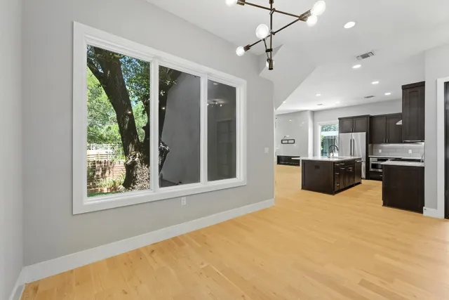 $5,700 | 901 Bouldin Avenue, Unit B, Austin, TX 78704