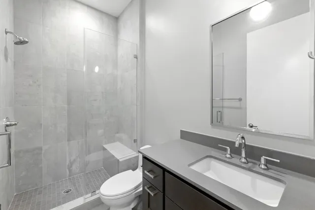 $5,700 | 901 Bouldin Avenue, Unit B, Austin, TX 78704