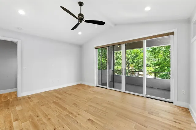 $5,700 | 901 Bouldin Avenue, Unit B, Austin, TX 78704