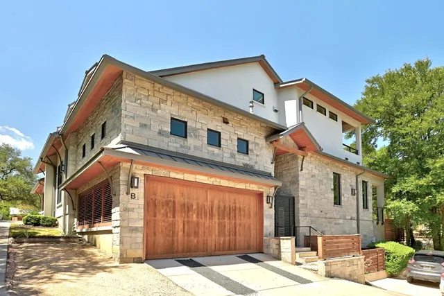 $5,700 | 901 Bouldin Avenue, Unit B, Austin, TX 78704