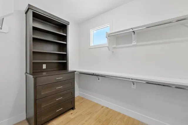 $5,700 | 901 Bouldin Avenue, Unit B, Austin, TX 78704