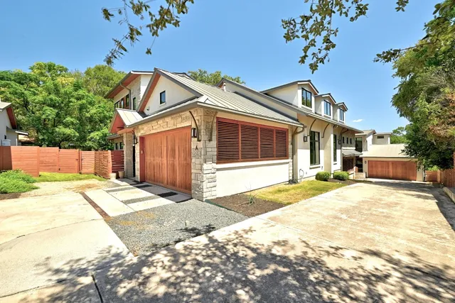 $5,700 | 901 Bouldin Avenue, Unit B, Austin, TX 78704