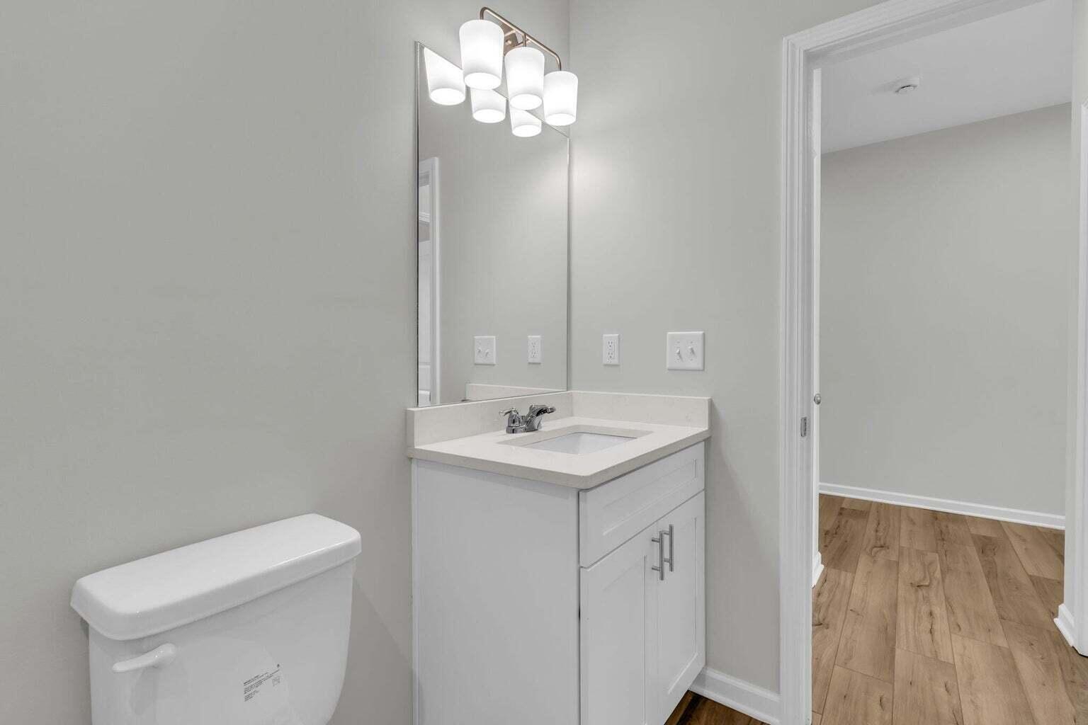 2823 Butlers Green Circle Chattanooga, TN 37421 - Photo 22 of 30 Hall Bathroom