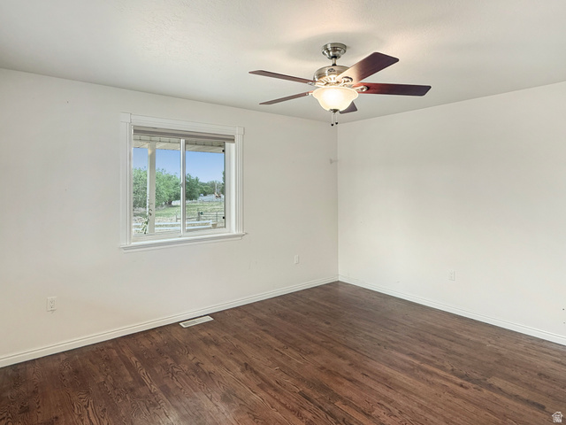 190 600 North Ferron, UT 84523 - Photo 14 of 62
