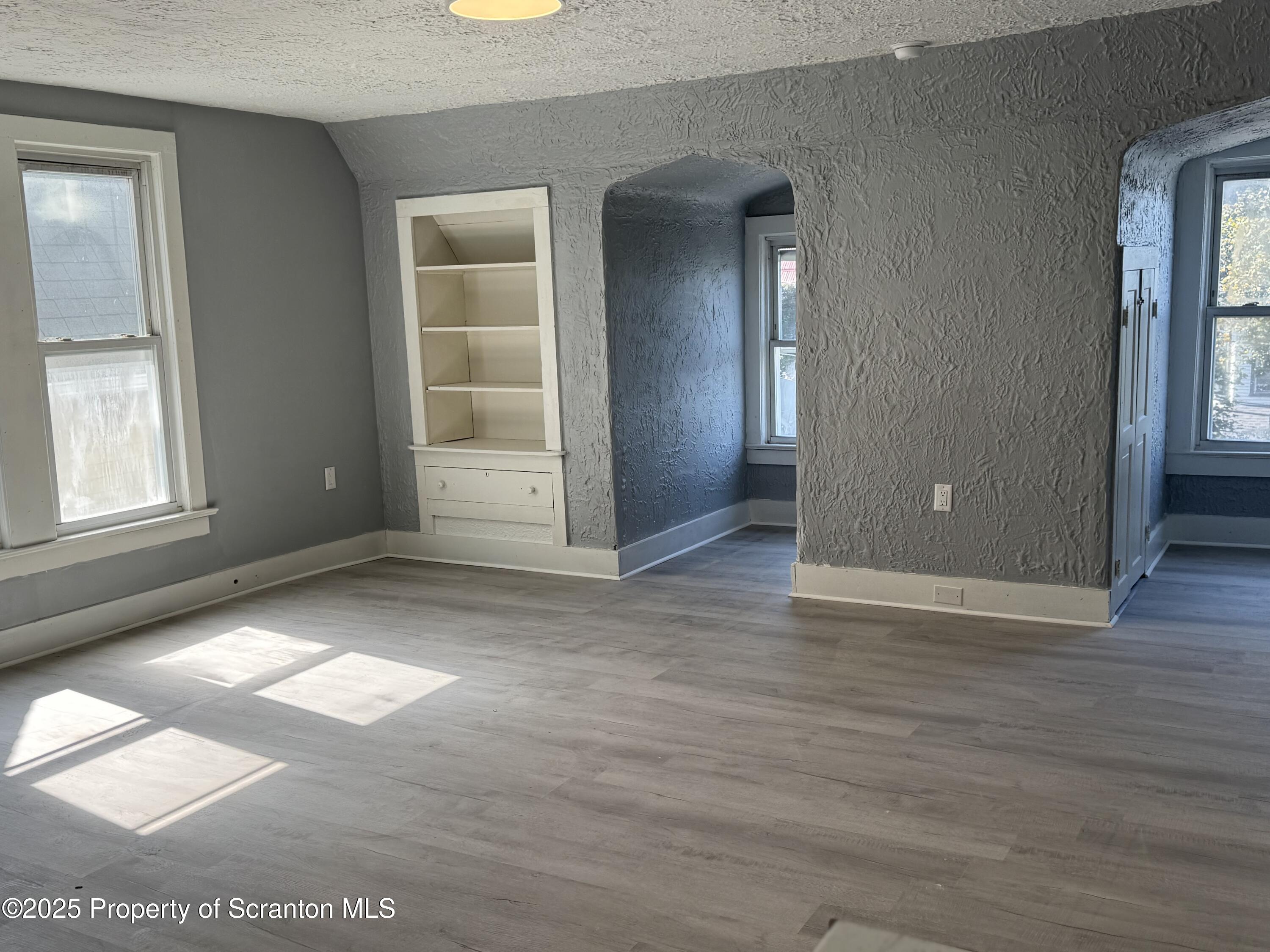 1511 East Gibson Street, Unit 3 Scranton, PA 18510 - Photo 4 of 11 IMG_3695