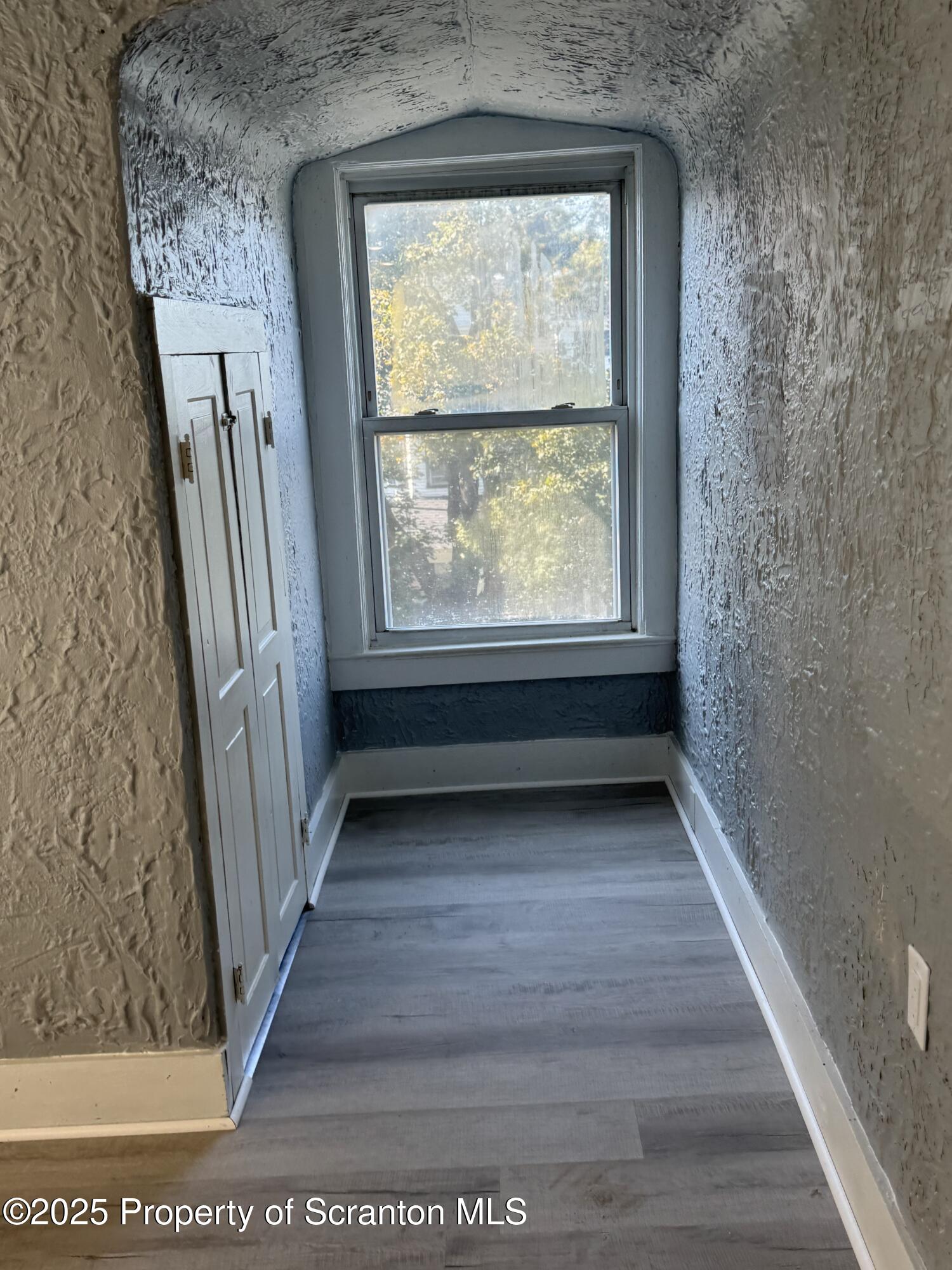 1511 East Gibson Street, Unit 3 Scranton, PA 18510 - Photo 5 of 11 IMG_3696