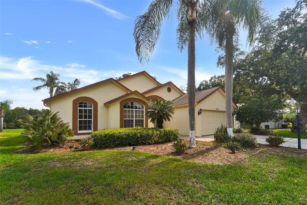 6541 Country Ridge Lane New Port Richey, FL 34655 - Photo 2 of 40 Gallery Image 2