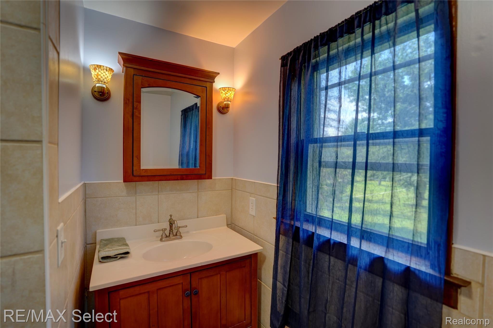 6182 West Willard Road Birch Run, MI 48415 - Photo 15 of 84 6182 Willard Road 096.jpg