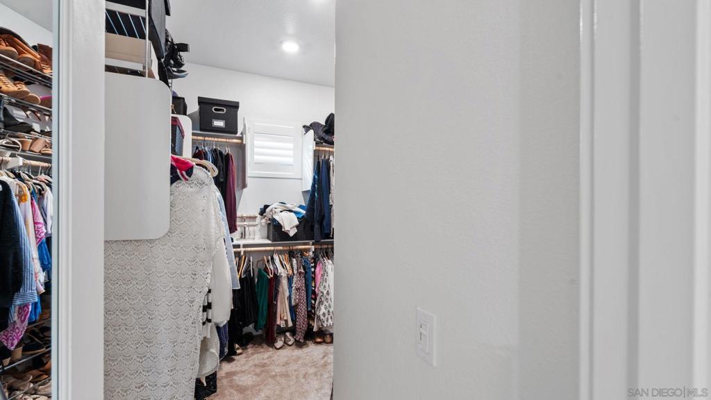 15681 Rennyson Way San Diego, CA 92127 - Photo 19 of 40