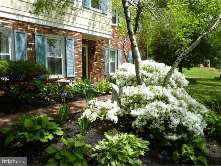 1 Forest View Road Wallingford, PA 19086 - Photo 2 of 16 Gallery Image 2