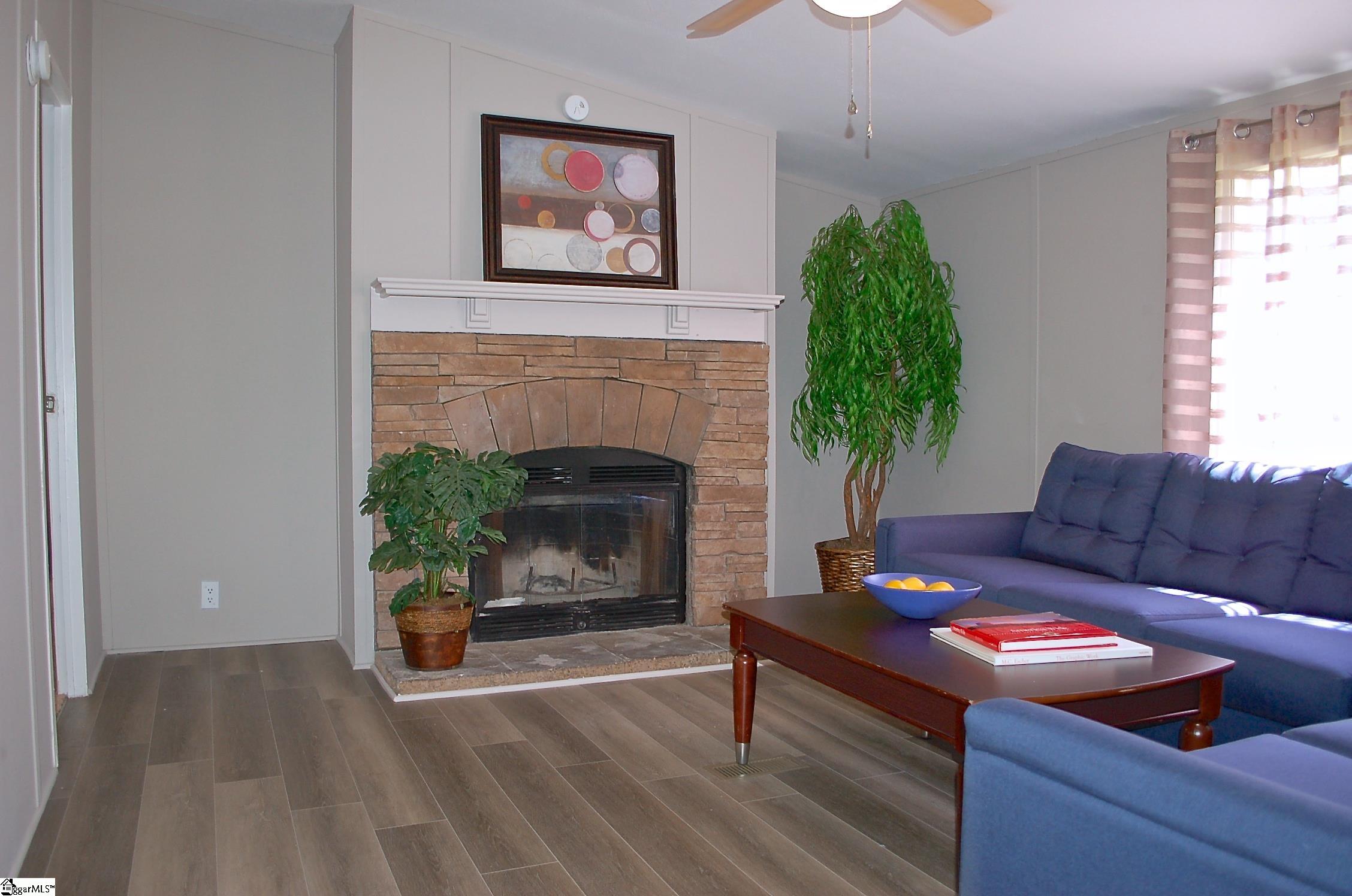 5579 Allen Bridge Road Fountain Inn, SC 29644 - Photo 13 of 29