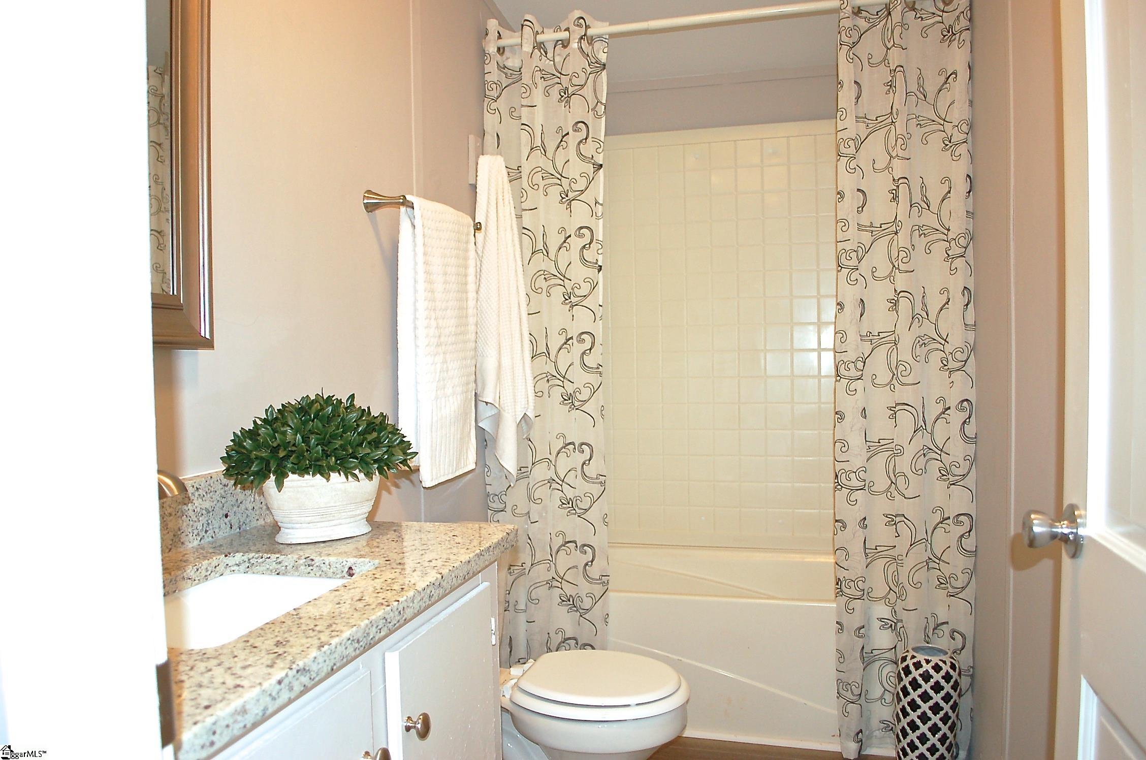 5579 Allen Bridge Road Fountain Inn, SC 29644 - Photo 24 of 29