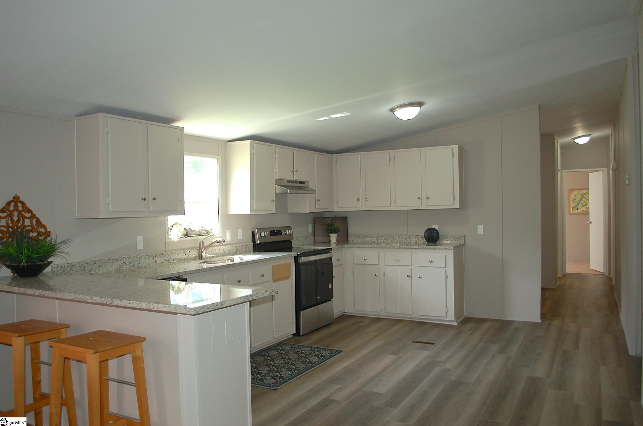 5579 Allen Bridge Road Fountain Inn, SC 29644 - Photo 9 of 29