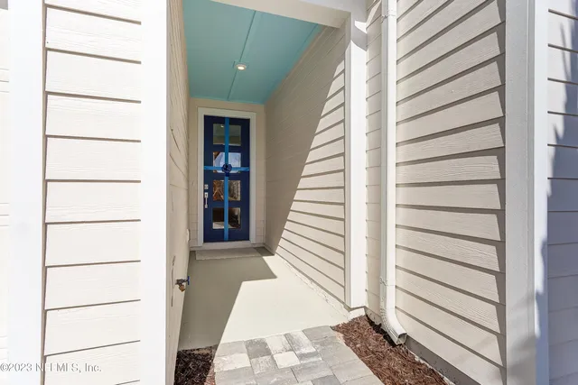 a view of a entryway