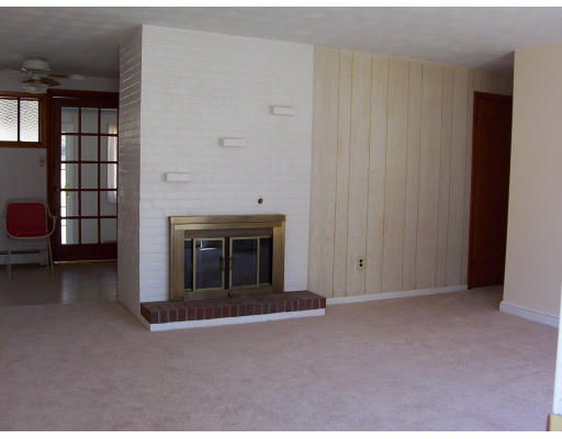 39 Whittier Road Wakefield, MA 01880 - Photo 10 of 11 Gallery Image 10