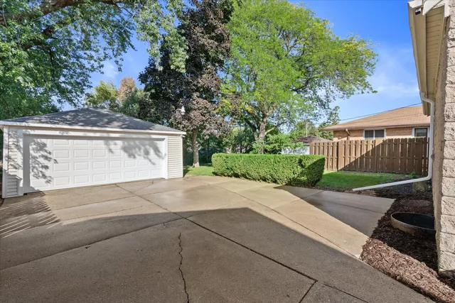 $319,000 | 3251 North 94th Street, Milwaukee, WI 53222