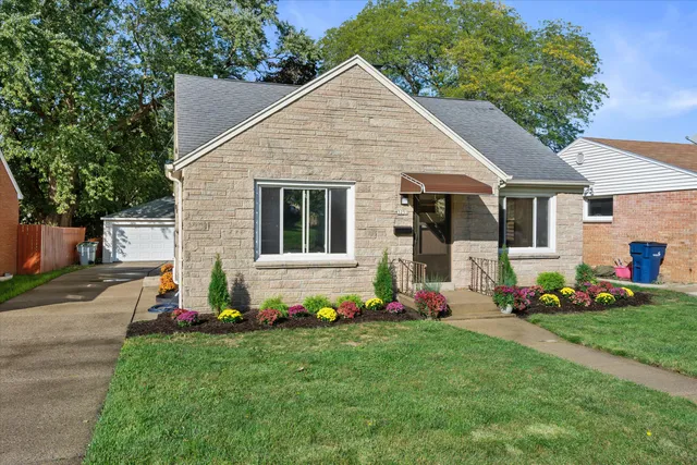 $319,000 | 3251 North 94th Street, Milwaukee, WI 53222