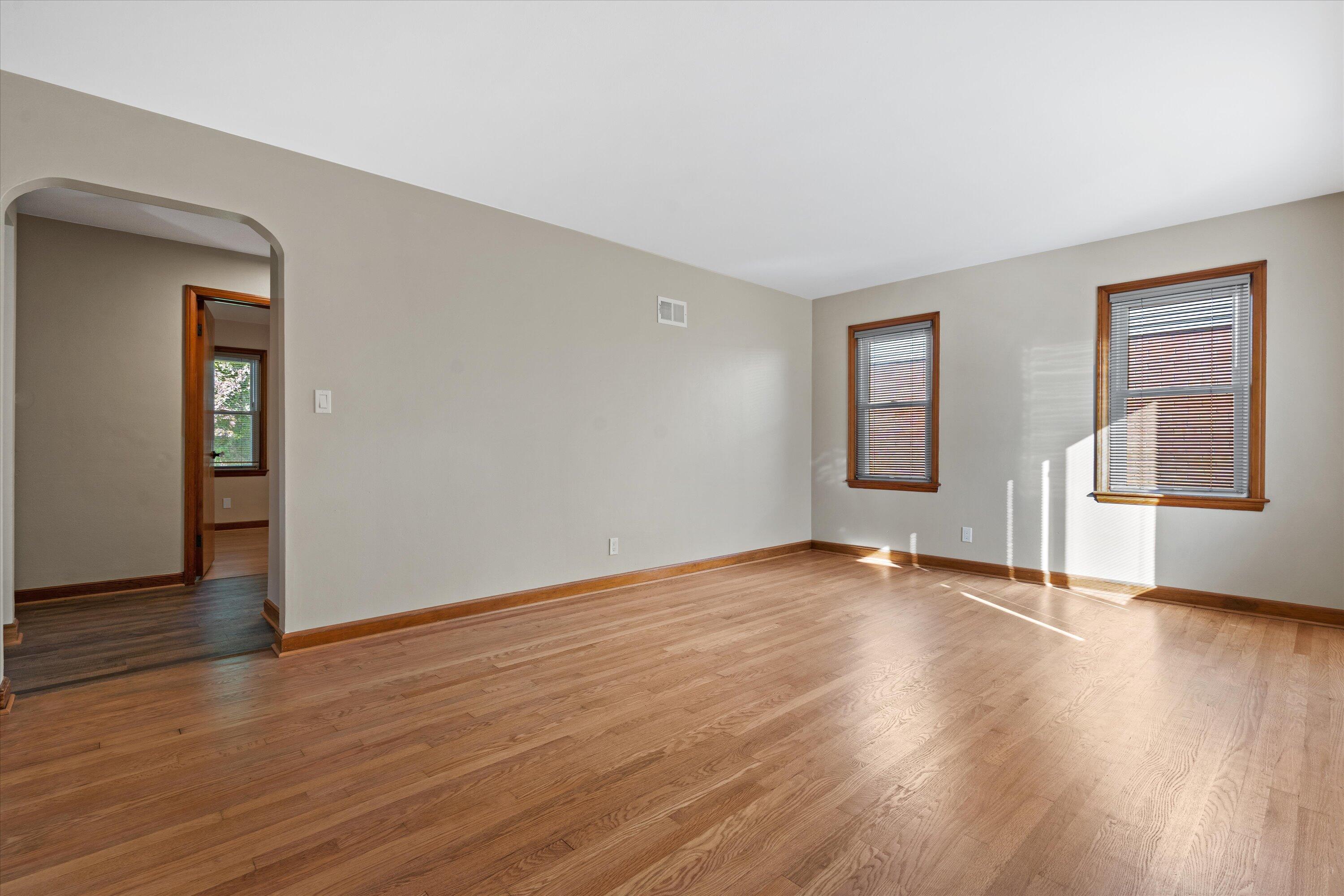 3251 North 94th Street Milwaukee, WI 53222 - Photo 10 of 29 Gleaming refreshed HWF's