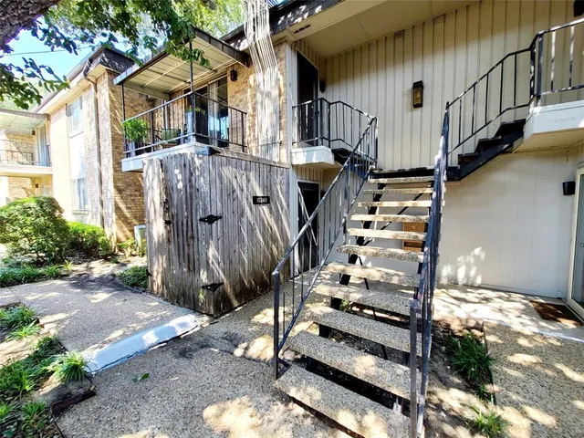 $1,100 | 10248 Regal Oaks Drive, Unit A, Dallas, TX 75230