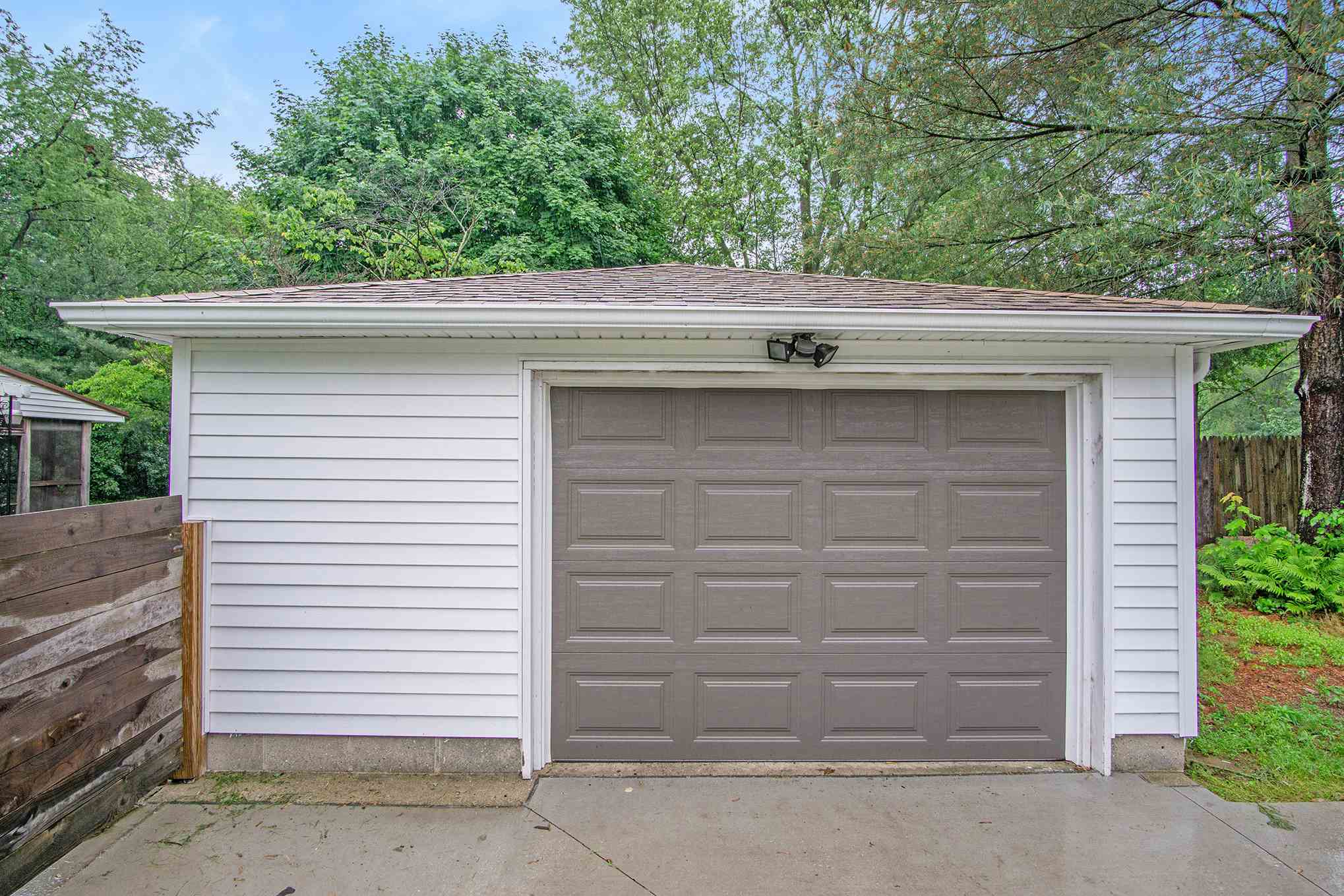 55882 Clover Road Mishawaka, IN 46545 - Photo 13 of 14 Gallery Image 13