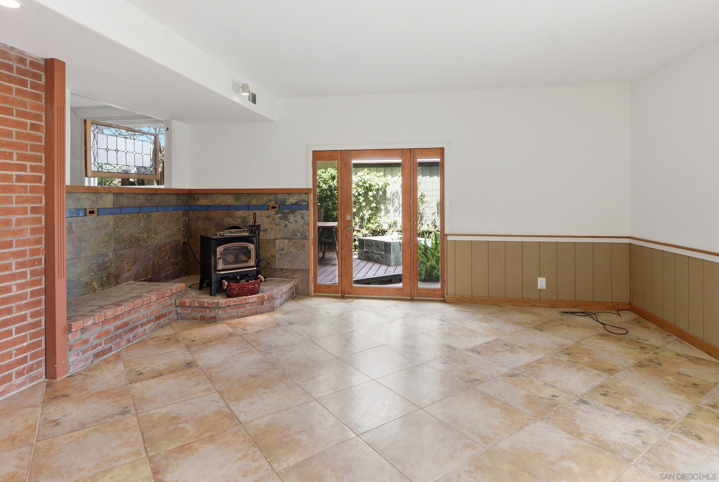 2275 Cameo Road Carlsbad, CA 92008 - Photo 15 of 60