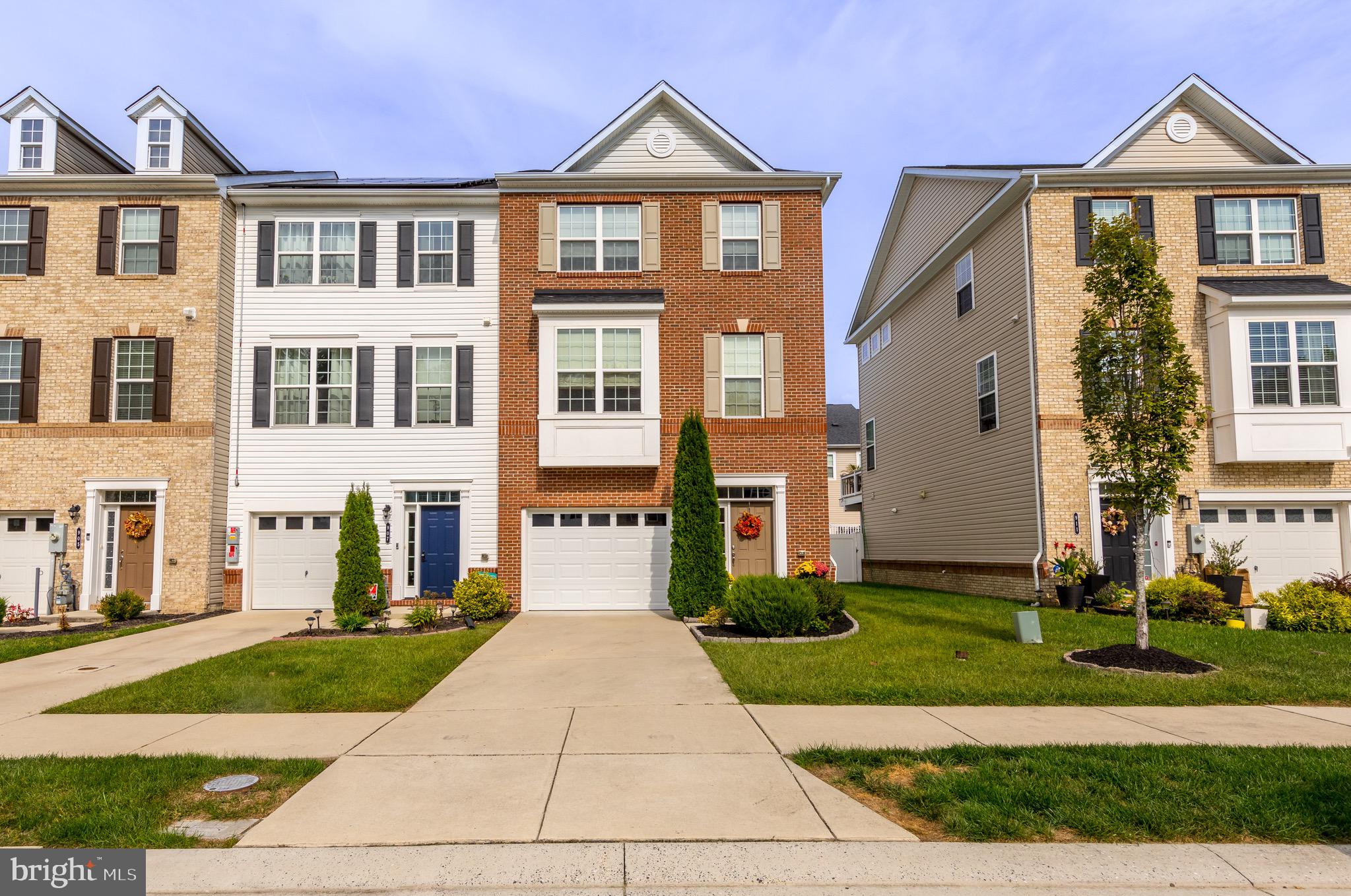 909 Morgan Run Road Baltimore, MD 21220 - Photo 1 of 41 a front view of a house