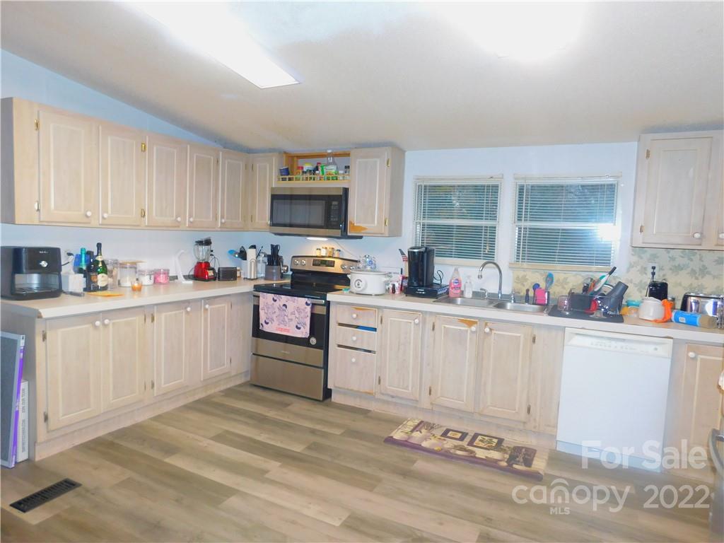 234 State Rd S-46-167 York, SC 29745 - Photo 8 of 17 Gallery Image 8