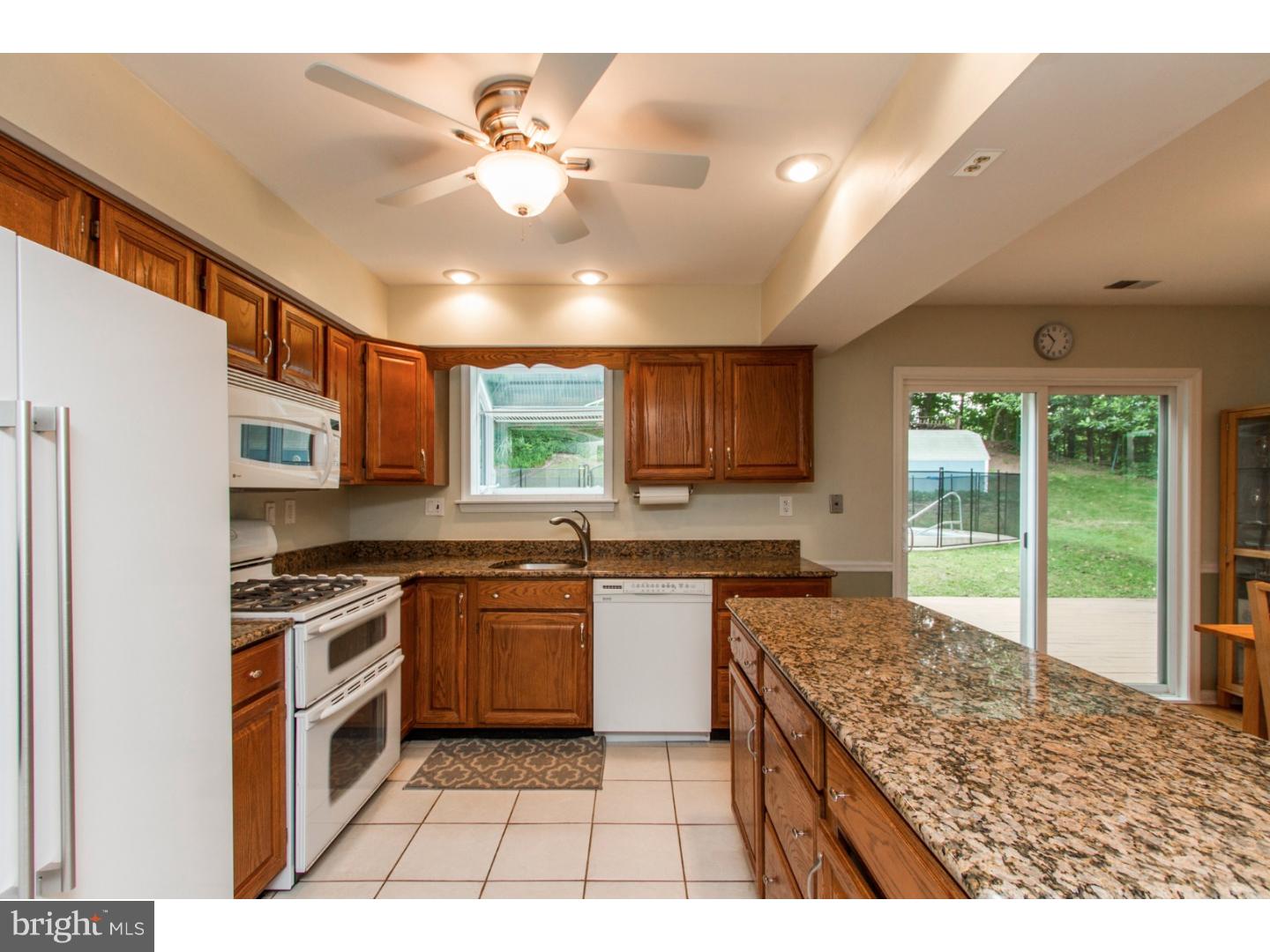 365 Ellis Road Havertown, PA 19083 - Photo 5 of 25 Kitchen