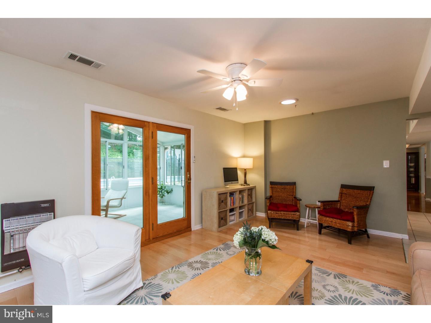 365 Ellis Road Havertown, PA 19083 - Photo 10 of 25 Family Room