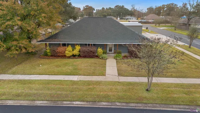 $365,000 | 40182 La Rochelle Road, Prairieville, LA 70769
