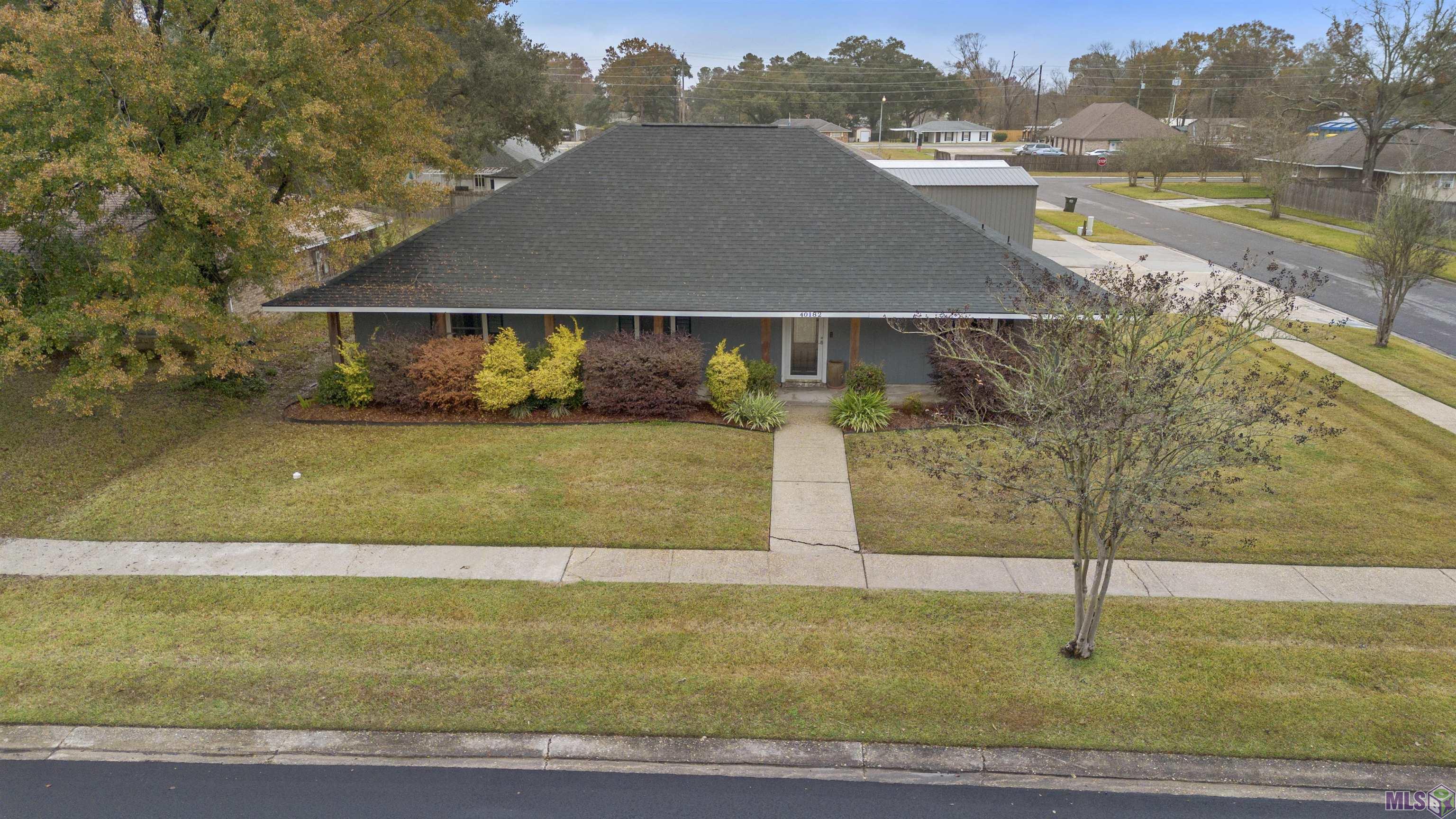 40182 La Rochelle Road Prairieville, LA 70769 - Photo 1 of 33