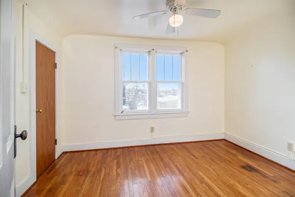 $179,900 | 603 East Dowland Street, Ludington, MI 49431