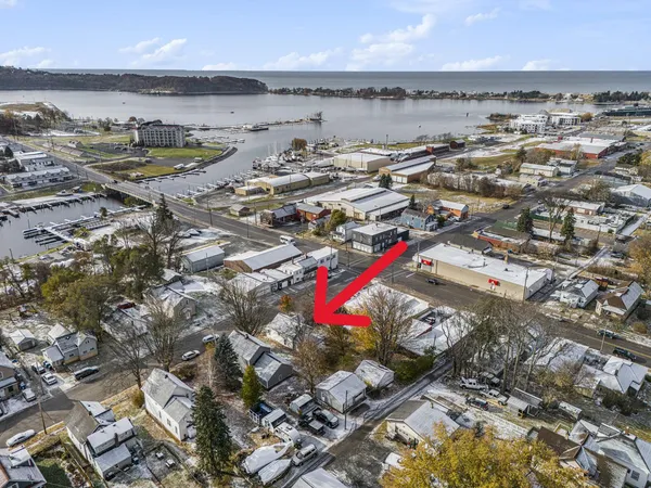 $179,900 | 603 East Dowland Street, Ludington, MI 49431