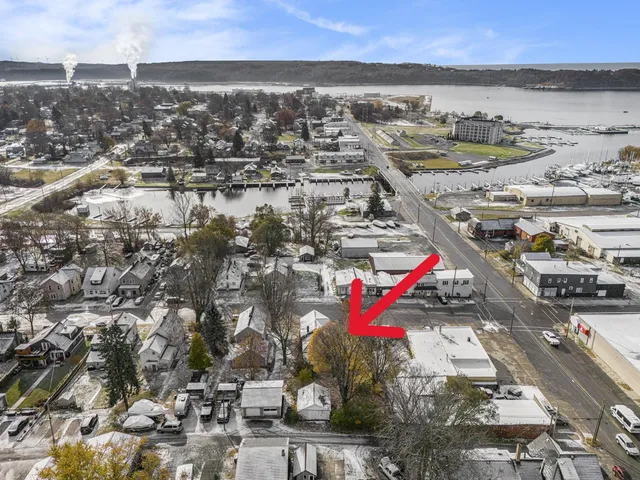 $179,900 | 603 East Dowland Street, Ludington, MI 49431