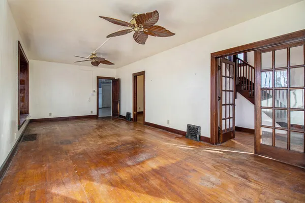 $179,900 | 603 East Dowland Street, Ludington, MI 49431