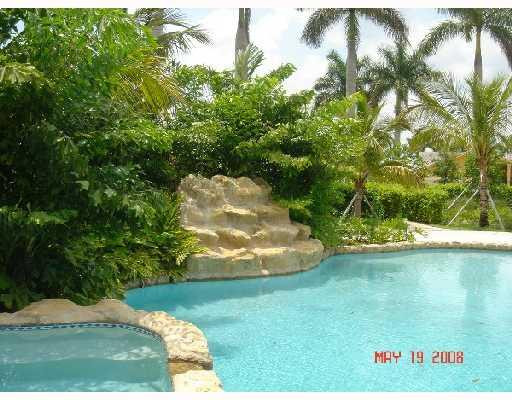 500 Ranch Road Weston, FL 33326 - Photo 11 of 15 Exterior Front