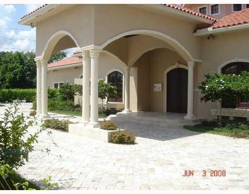 500 Ranch Road Weston, FL 33326 - Photo 2 of 15 Exterior Front