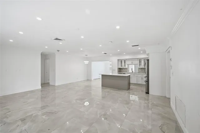 $850,000 | 1400 Southeast 8th Avenue, Deerfield Beach, FL 33441